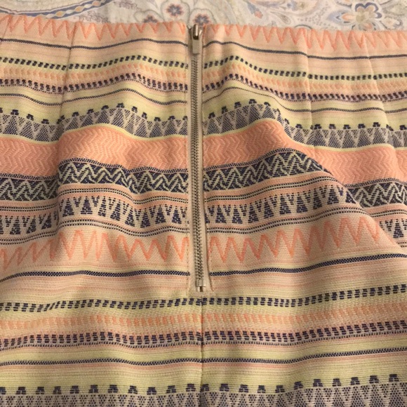 Multicolor Patterned Loft Skirt - Picture 3 of 3